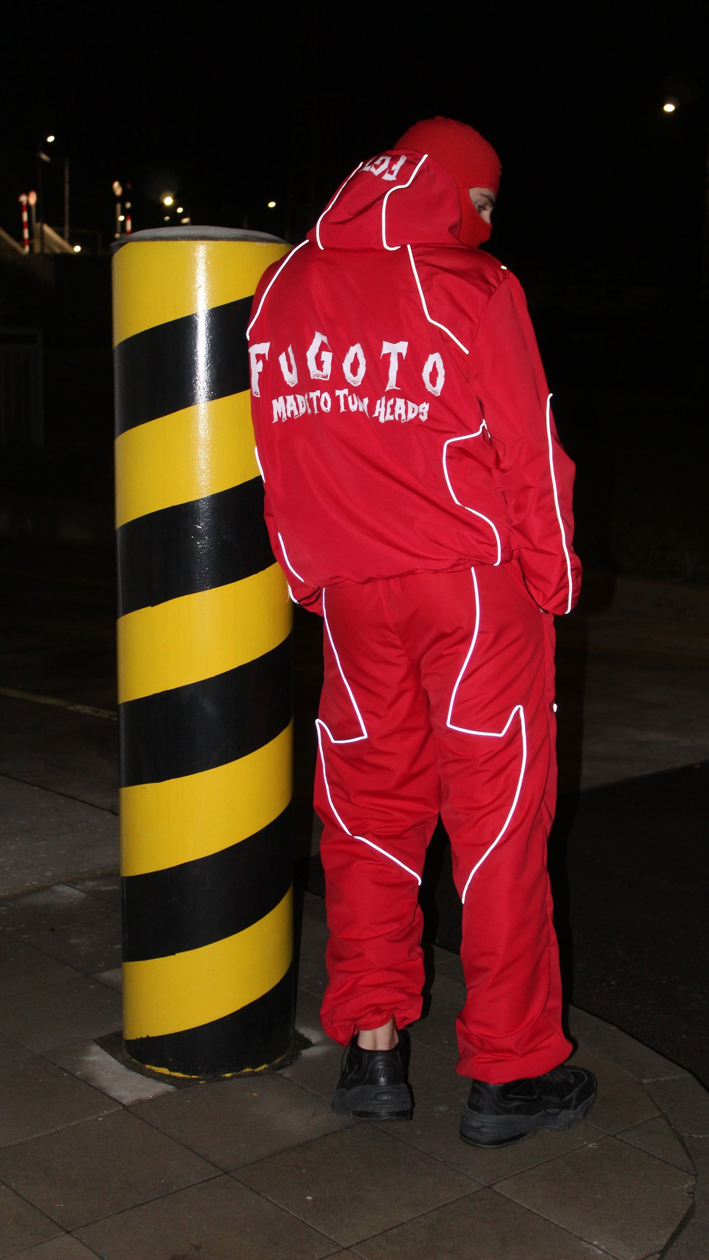 Man Windbreaker Set "CRIMSON TRACE"